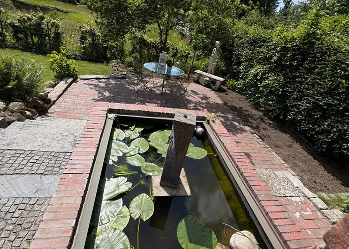 Idyllisches Mit Pool Im Gruenen, Citynah Hamburgo