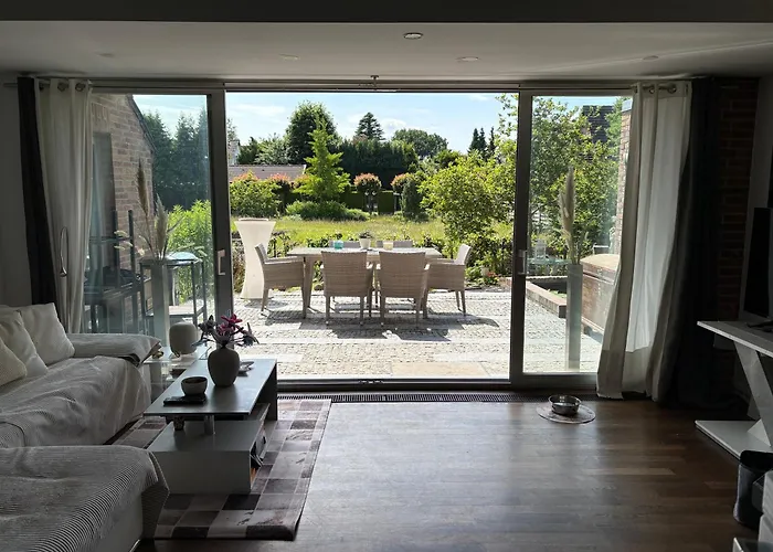Hospedagem domiciliar Idyllisches Mit Pool Im Gruenen, Citynah *